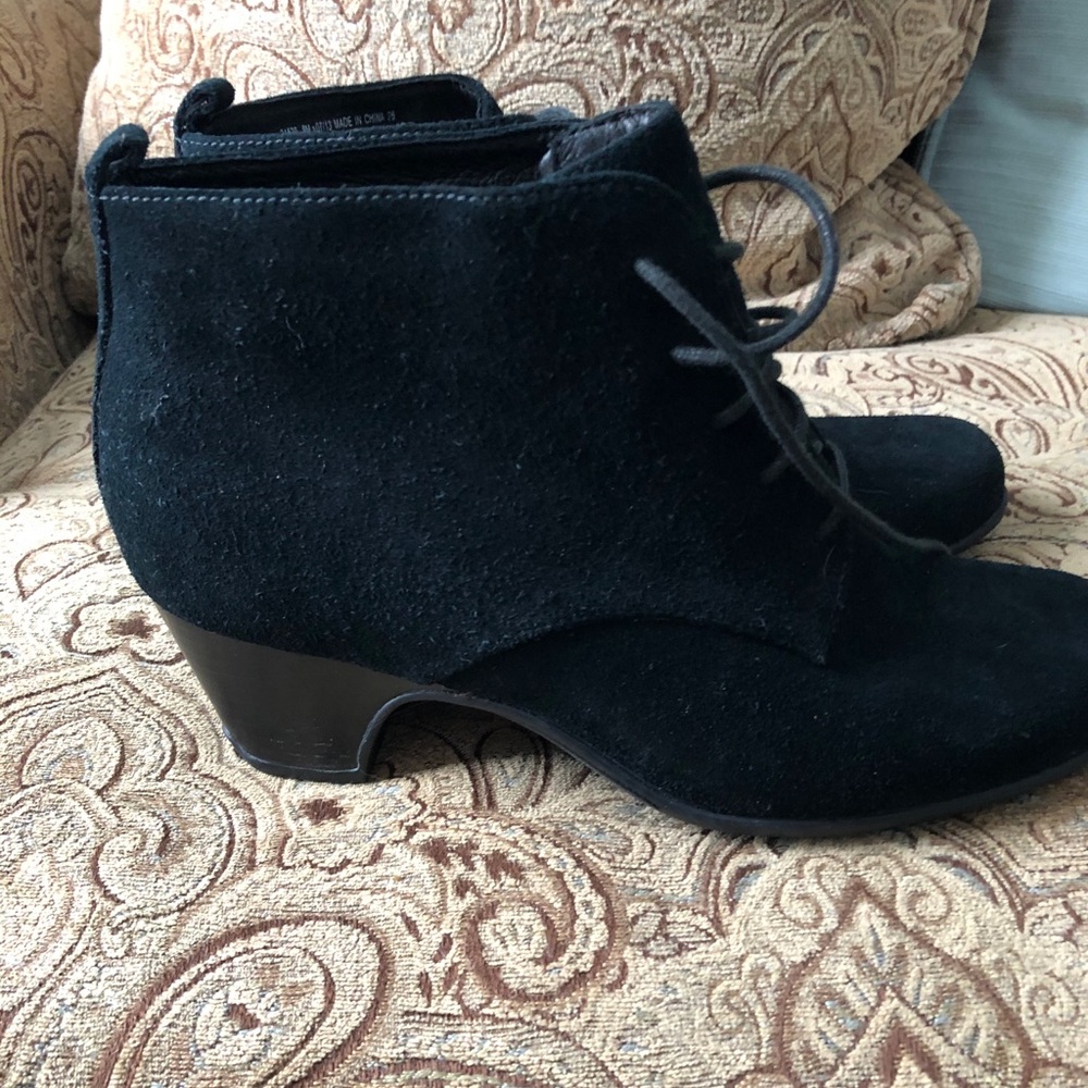 Black leather suede booties